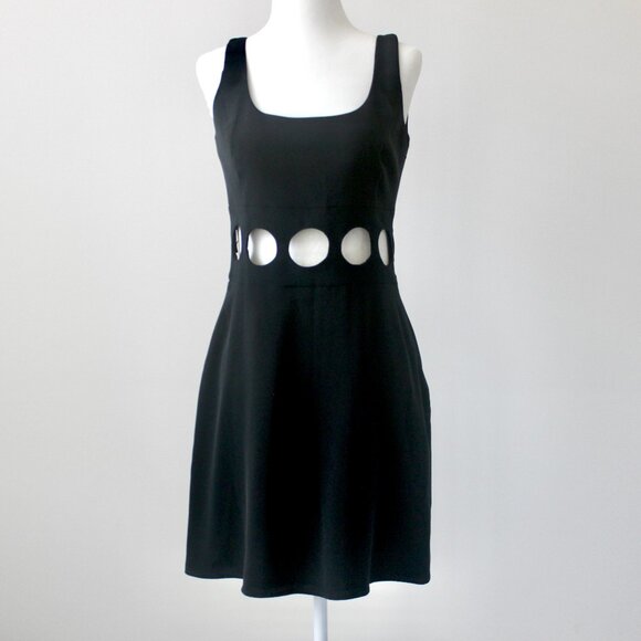 Niteline Della Roufogali Dresses & Skirts - Niteline Della Roufogali Vintage Black Cutout Sleeveless Mini Dress 4